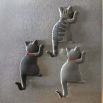 1-Magnet-Cat-Hooks.jpg